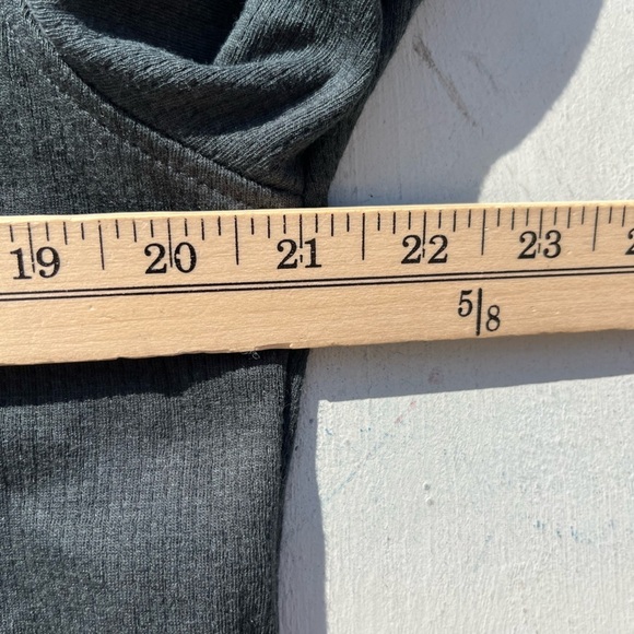 Men's NWT 01.Algo T-Shirt Gray Waffle-Knit Performance M QuickDry Stretch Active - Picture 10 of 11